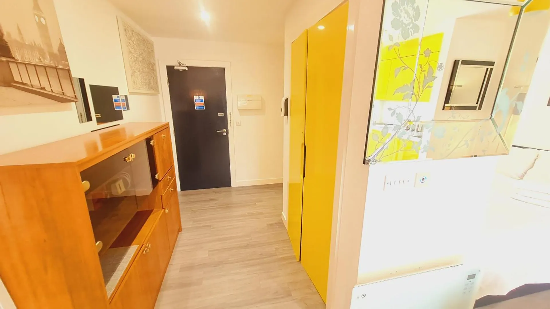 Compact Studio Serviced Apartment Sheffield City Centre - Netflix, Wifi, Digital Tv